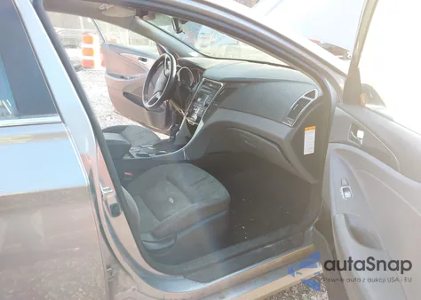 2015 Hyundai Sonata Hybrid из США, поврежденный, VIN KMHEC4A46FA137206